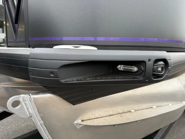 Slide: The Image of Viaggio X22U /SUZUKI DF200 2025 - 5