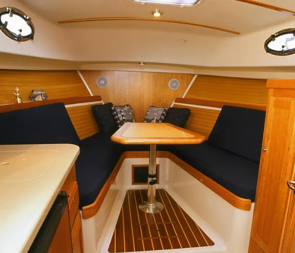 Slide: The Image of Manufacturer Provided Image: Saloon - 8