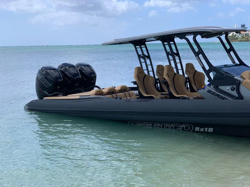 Slide: The Image of 2018 Bernico RX10 speedboat with triple engines on calm water. - 5