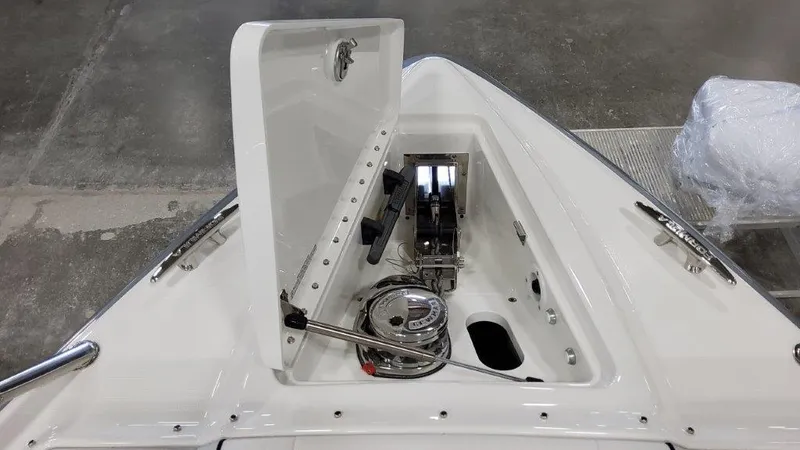 Slide: The Image of Formula 330 Crossover Bowrider I/O 2022 - 52