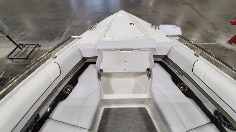 Slide: The Image of Formula 330 Crossover Bowrider I/O 2022 - 53