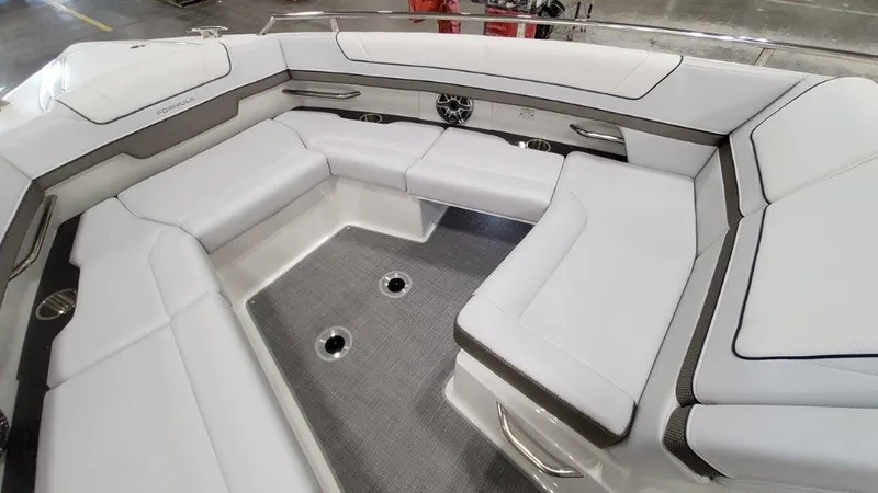 Slide: The Image of Formula 330 Crossover Bowrider I/O 2022 - 55