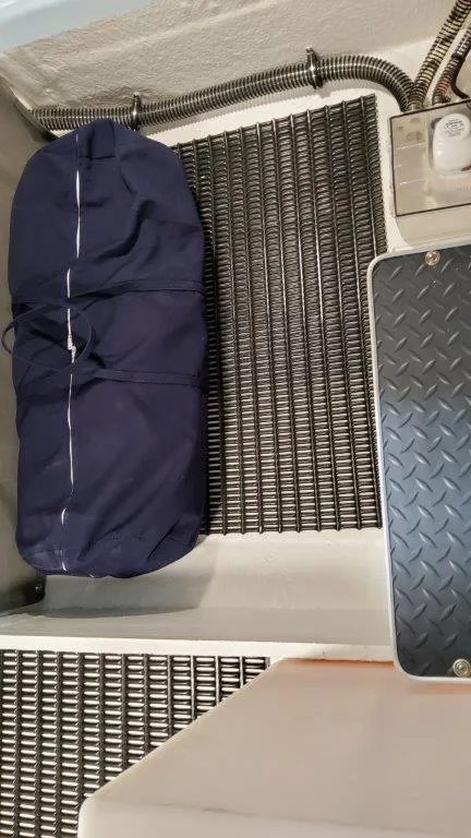 Slide: The Image of Formula 330 Crossover Bowrider I/O 2022 - 61