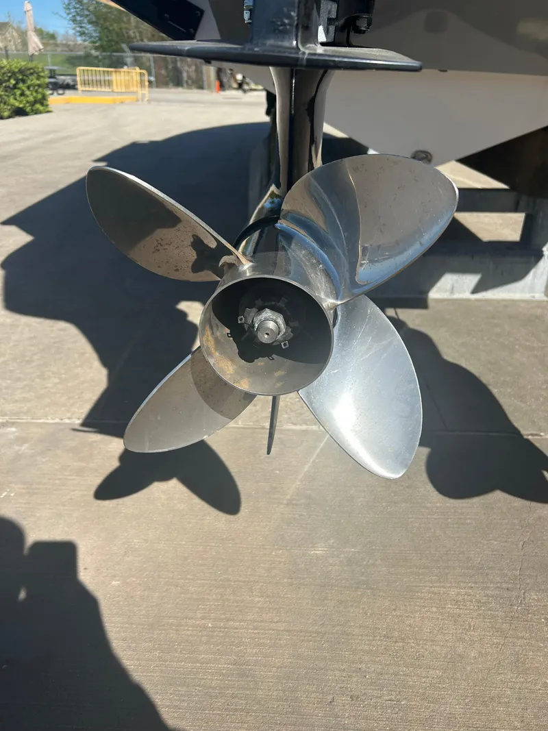 Slide: The Image of 2009 Concept 30 SD boat propeller on a sunny day. - 13