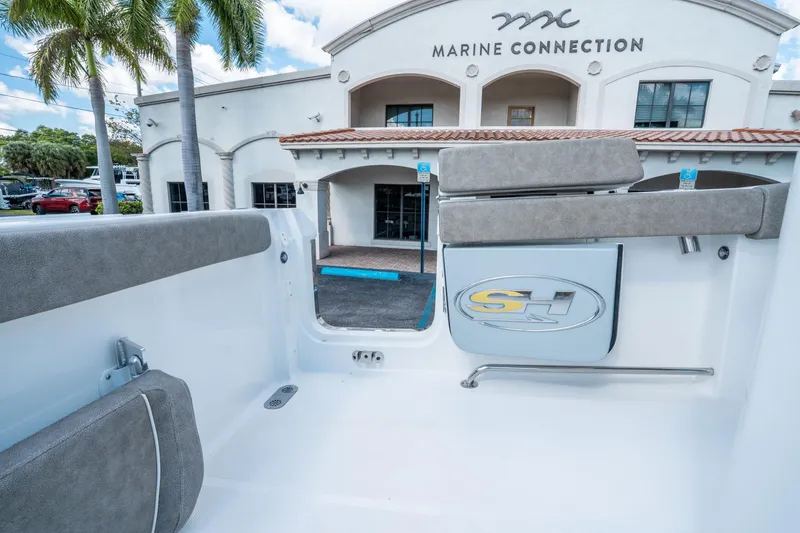 Slide: The Image of 2025 Sea Hunt Gamefish 27 FS boat at Marine Connection dealership. - 27