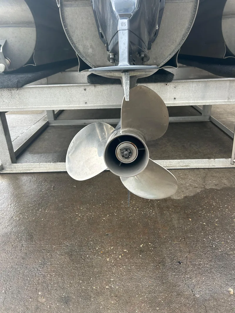 Slide: The Image of Propeller of 2021 Avalon Catalina 24' boat on a metal stand. - 8