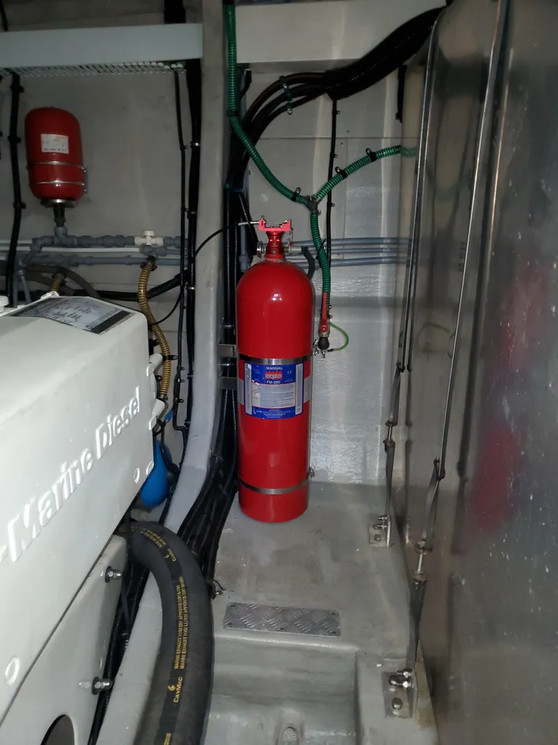 Slide: The Image of Sunseeker Predator 55 2007 - 52