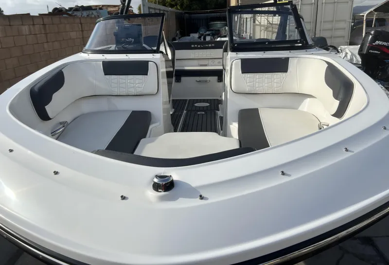 Slide: The Image of 2021 Bayliner VR5 Bowrider I/O with spacious seating and modern design. - 10