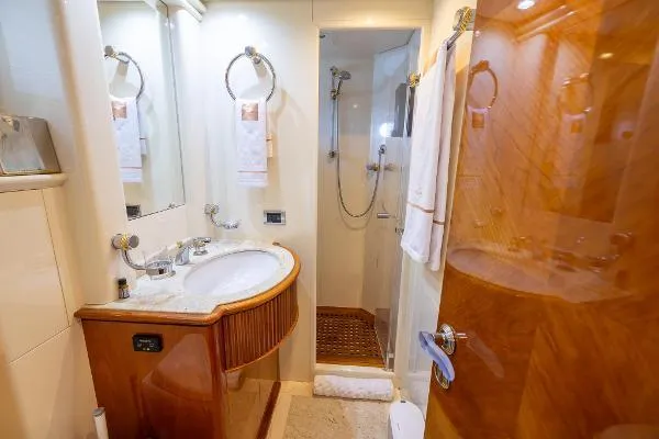 Slide: The Image of Port Twin Stateroom lower level ensuite head - 58