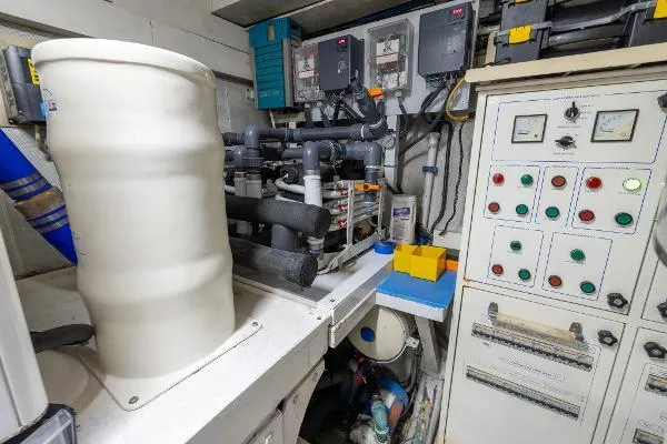 Slide: The Image of Engine room forward to starboard - 65