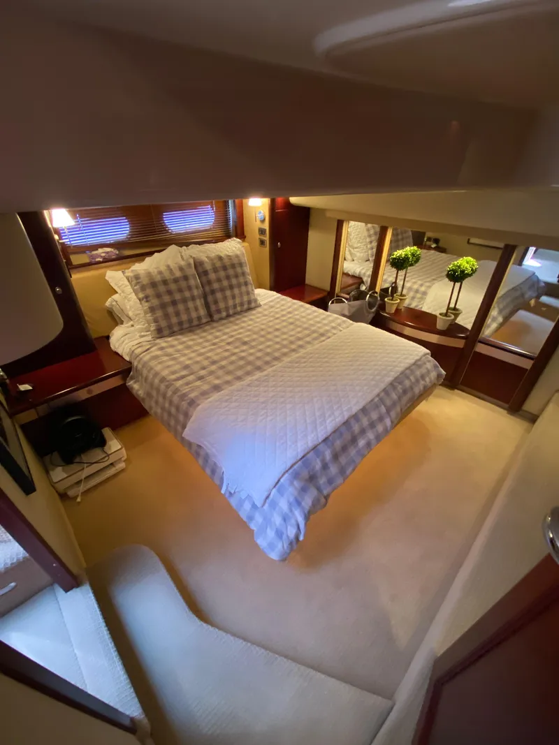 Slide: The Image of Sea Ray 580 Sedan Bridge 2006 - 50