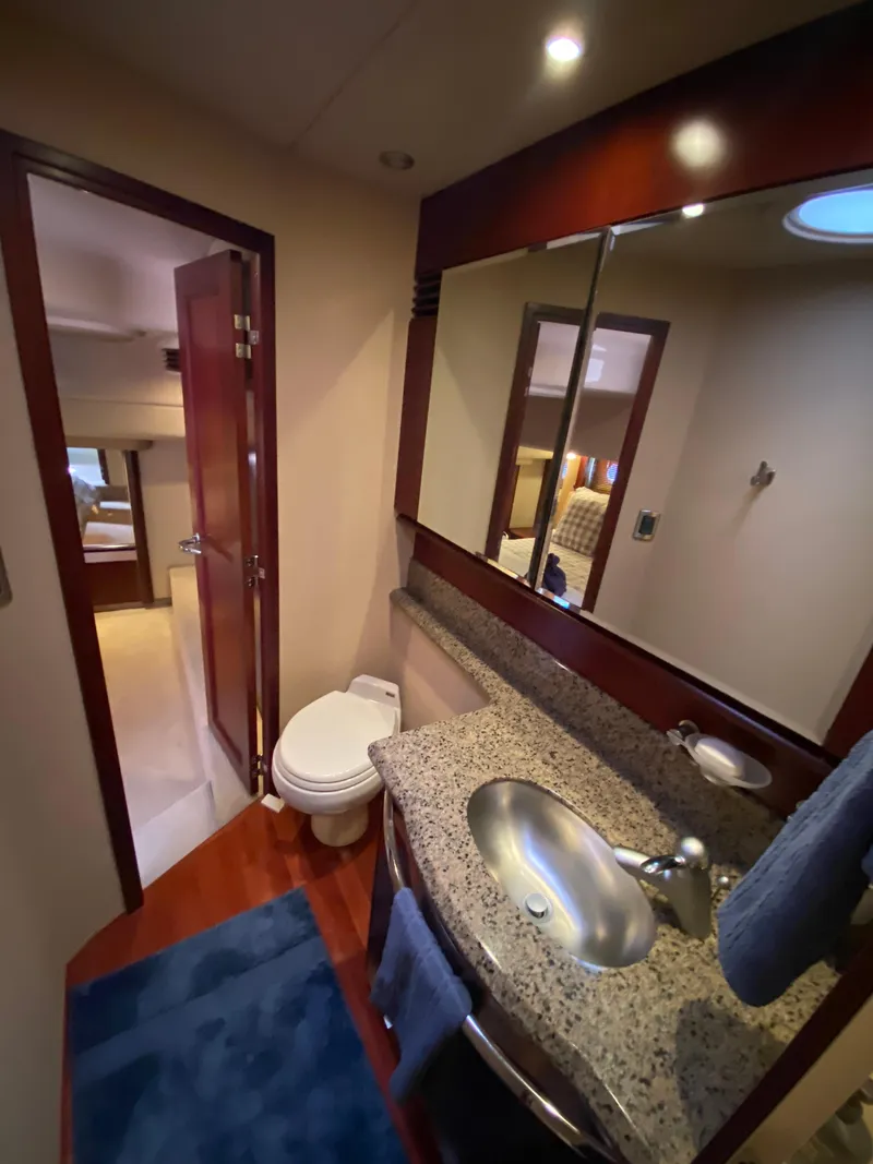 Slide: The Image of Sea Ray 580 Sedan Bridge 2006 - 52