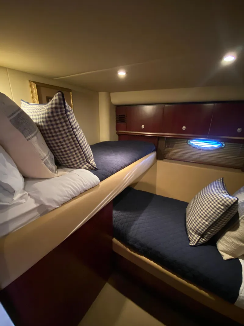 Slide: The Image of Sea Ray 580 Sedan Bridge 2006 - 56