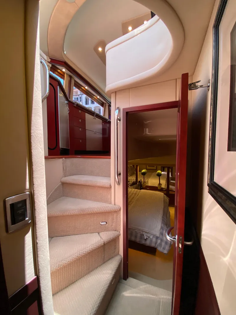 Slide: The Image of Sea Ray 580 Sedan Bridge 2006 - 66