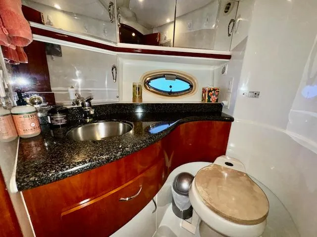 Slide: The Image of Carver 410 Sport Sedan 2003 - 70