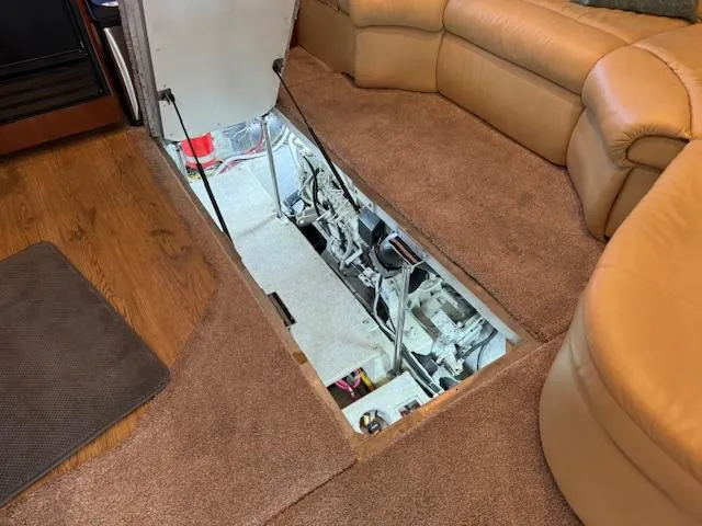 Slide: The Image of Carver 410 Sport Sedan 2003 - 90