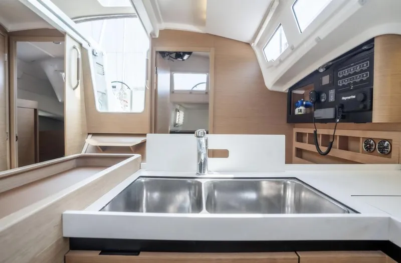 Slide: The Image of Jeanneau Sun Odyssey 410 2020 - 69