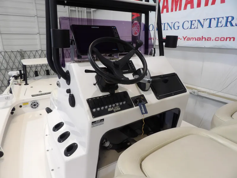 Slide: The Image of Majek 22 ILLUSION 2019 - 13