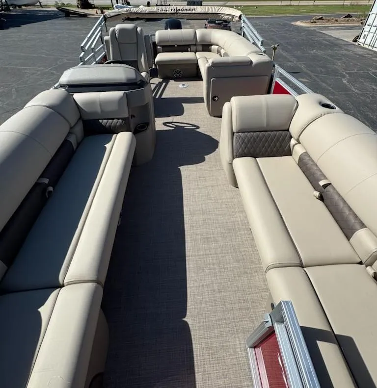 Slide: The Image of 2025 Sun Tracker Party Barge 20 DLX pontoon boat with spacious seating and modern design. - 6