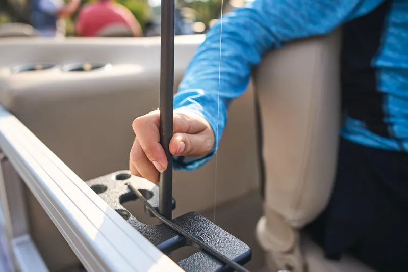 Slide: The Image of Sun Tracker Bass Buggy 18 DLX 2025 - 88