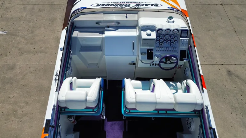 Slide: The Image of Black Thunder 43 GT Flat Deck 2001 - 110