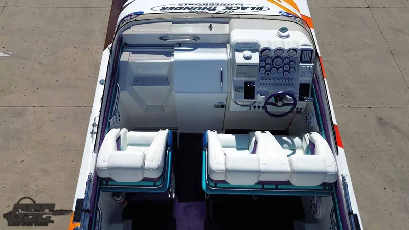 Slide: The Image of Black Thunder 43 GT Flat Deck 2001 - 50