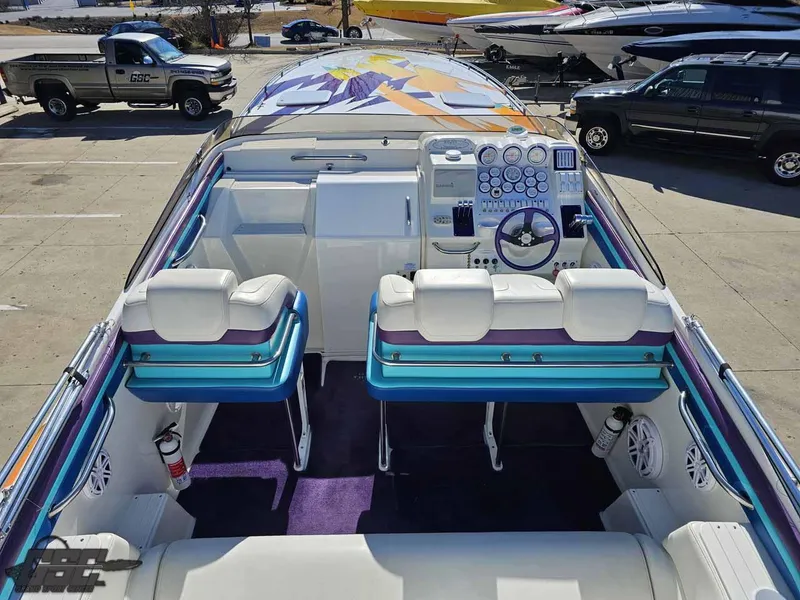 Slide: The Image of Black Thunder 43 GT Flat Deck 2001 - 60