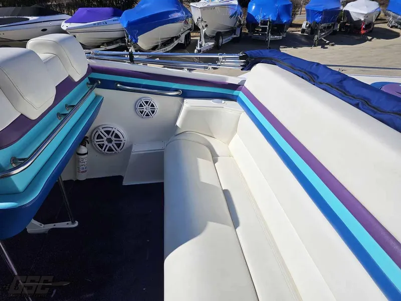 Slide: The Image of Black Thunder 43 GT Flat Deck 2001 - 68