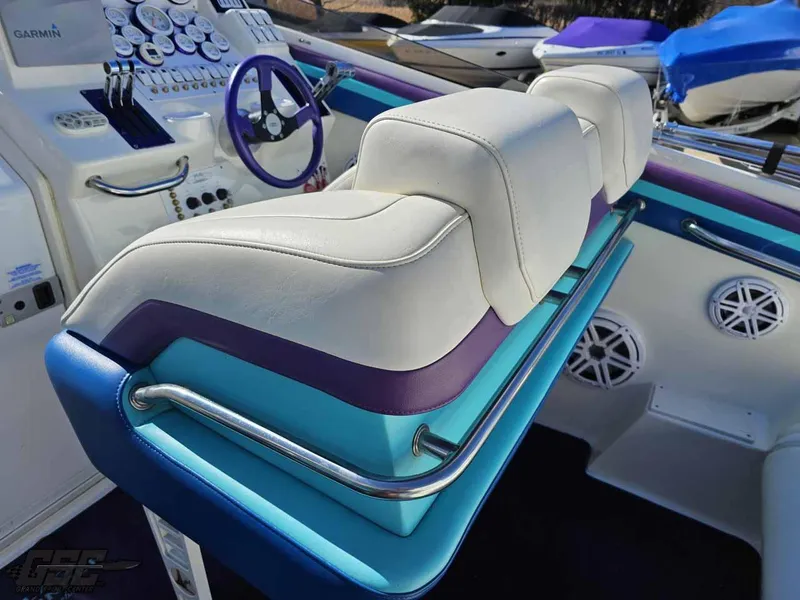 Slide: The Image of Black Thunder 43 GT Flat Deck 2001 - 70