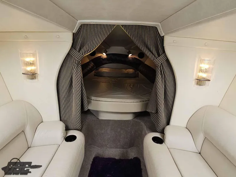 Slide: The Image of Black Thunder 43 GT Flat Deck 2001 - 83