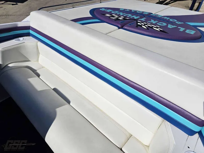 Slide: The Image of Black Thunder 43 GT Flat Deck 2001 - 89