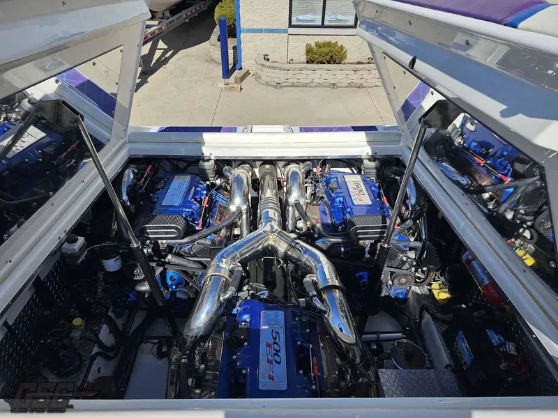 Slide: The Image of Black Thunder 43 GT Flat Deck 2001 - 91