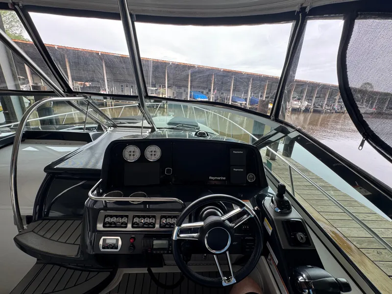 Slide: The Image of Formula 40 Performance Cruiser 2018 - 16