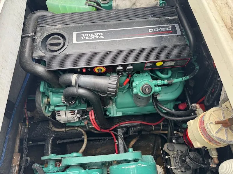 Slide: The Image of Engine compartment of 1989 Carver 30 Santego with Volvo Penta D3-190 engine. - 21
