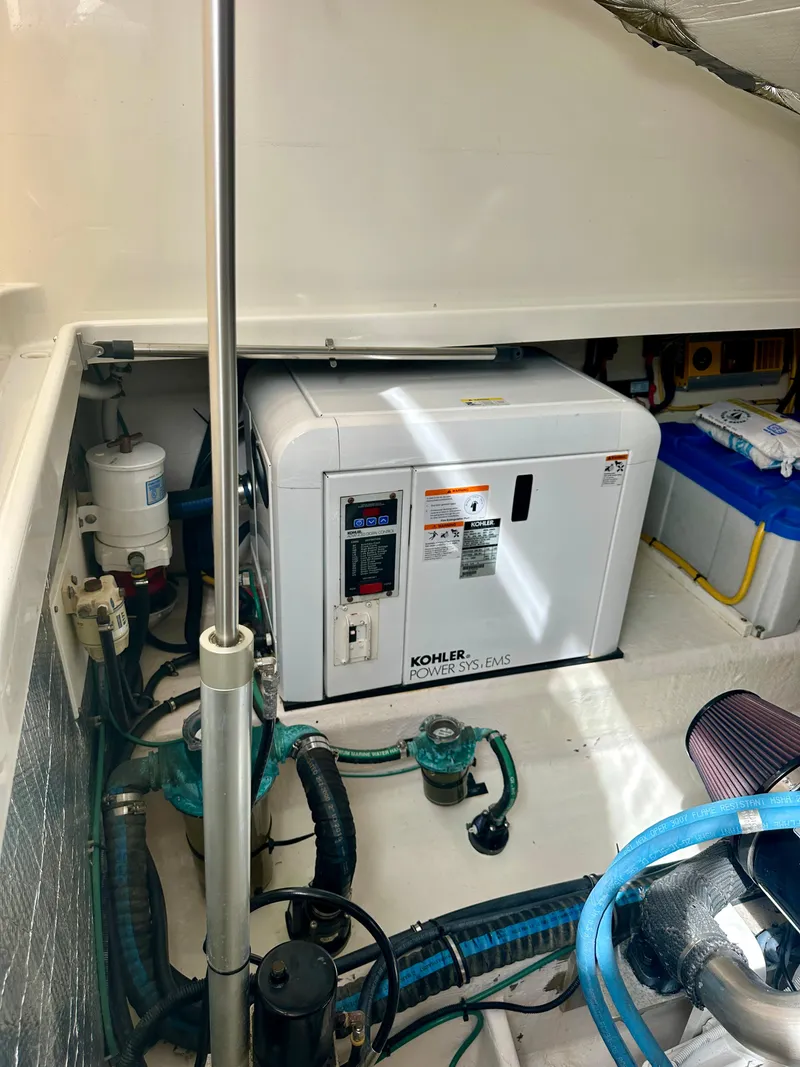 Slide: The Image of Back Cove 33 Express 2008 - 51