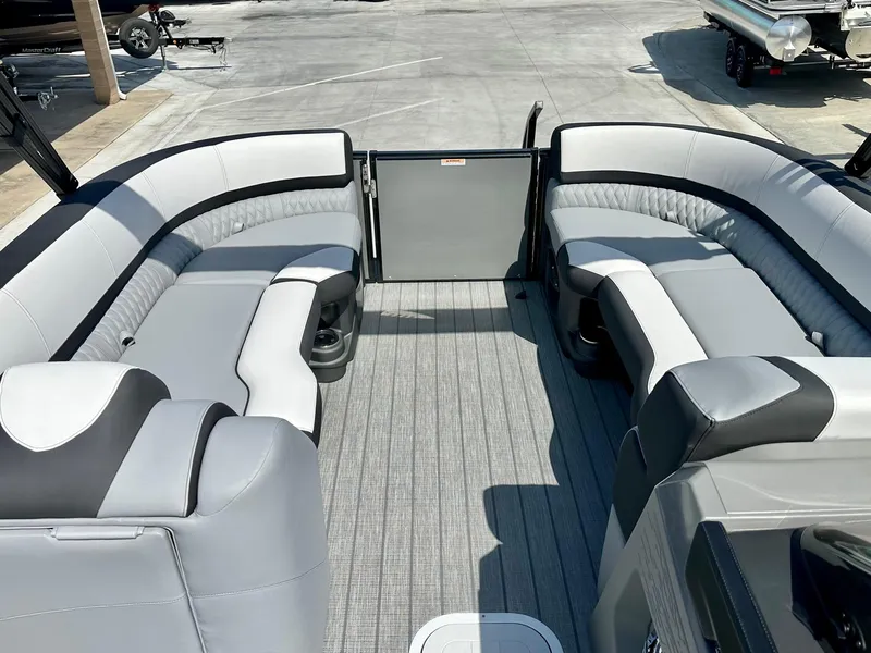 Slide: The Image of Avalon 23' Catalina Platinum Versatile Rear Lounge w/ 200HP Mercury! 2025 - 17