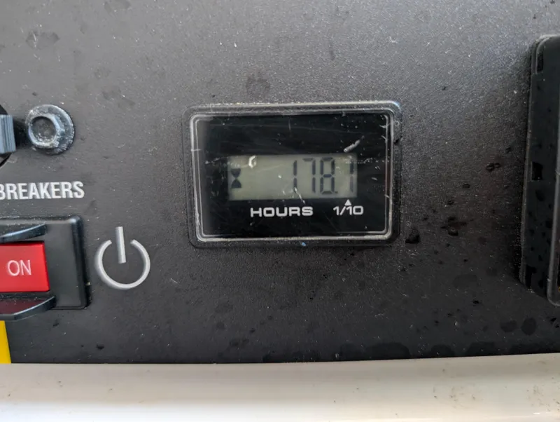 Slide: The Image of Digital hour meter reading 178.1 hours on Bali 4.6 model, 2022. - 37