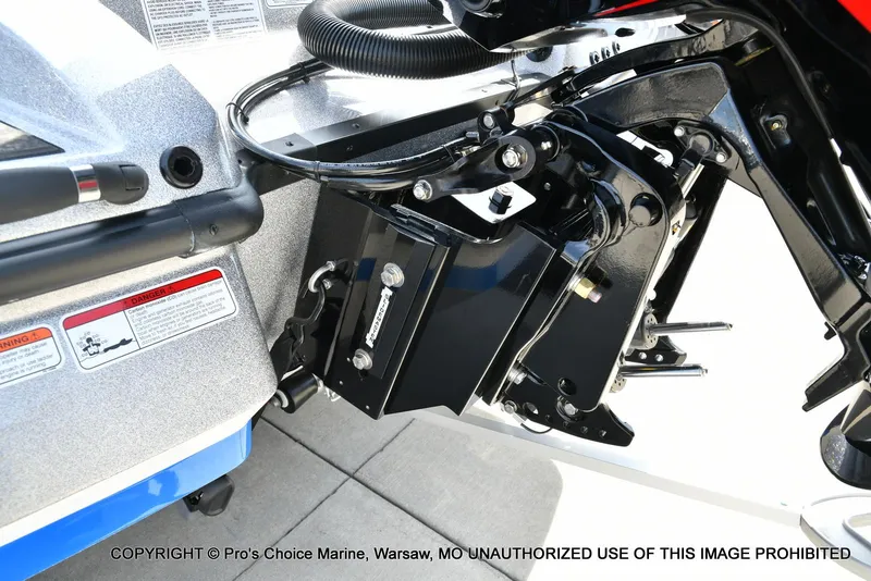 Slide: The Image of Nitro Z20 XL Garmin Pro Pack 2025 - 21