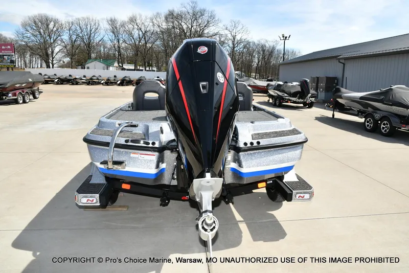 Slide: The Image of Nitro Z20 XL Garmin Pro Pack 2025 - 22