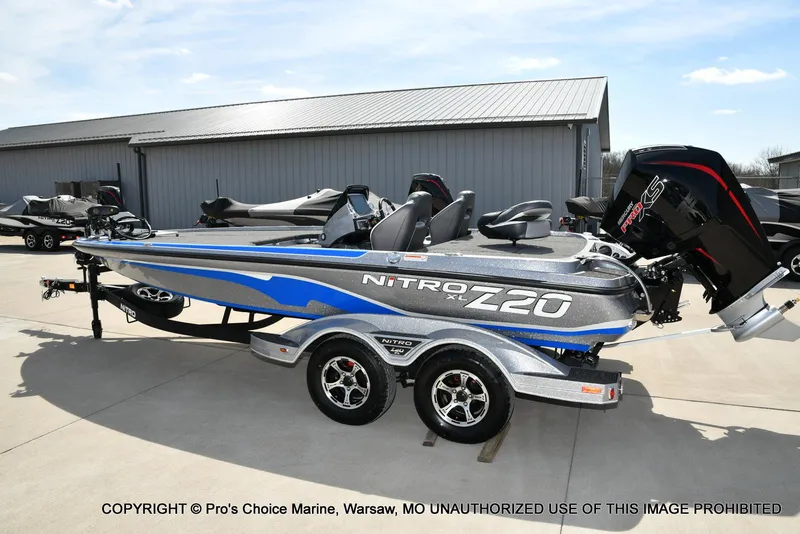 Slide: The Image of Nitro Z20 XL Garmin Pro Pack 2025 - 24