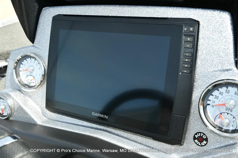 Slide: The Image of Nitro Z20 XL Garmin Pro Pack 2025 - 37