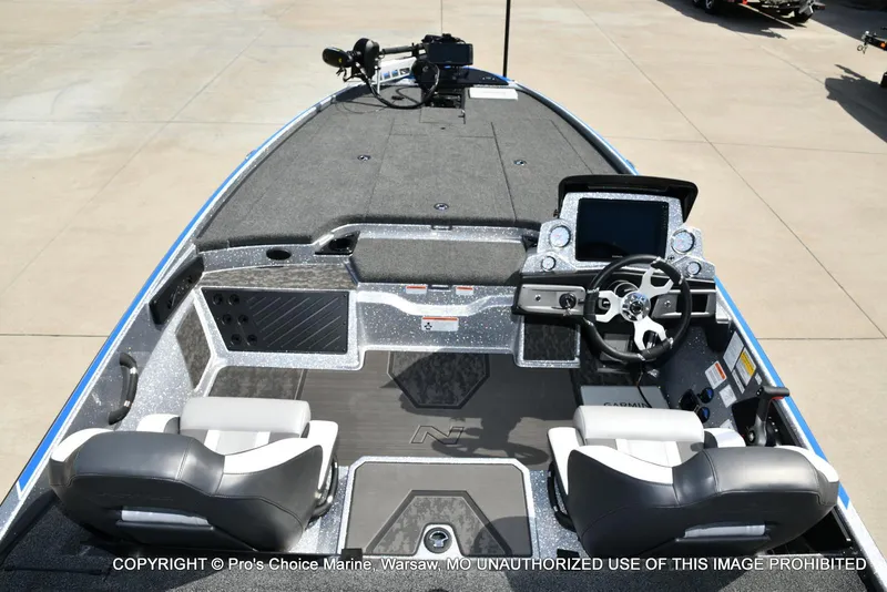 Slide: The Image of Nitro Z20 XL Garmin Pro Pack 2025 - 39