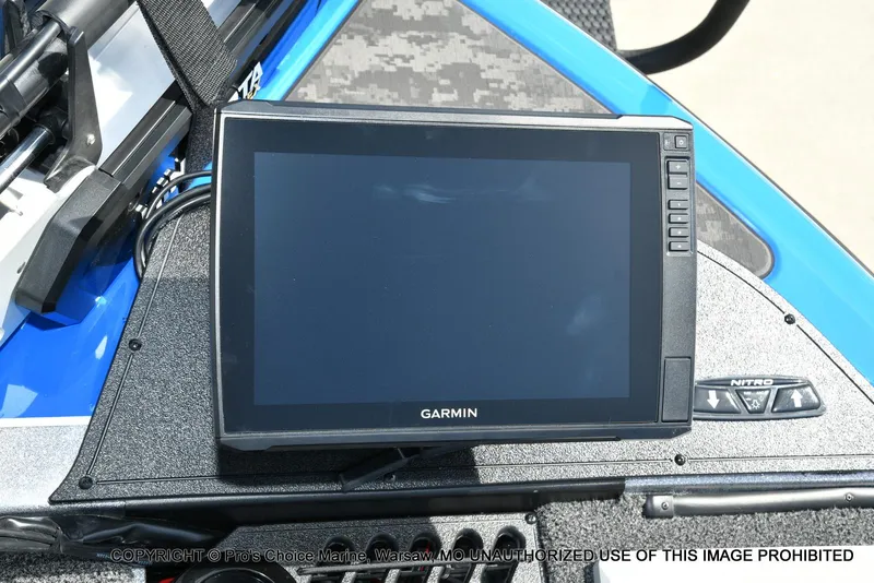 Slide: The Image of Nitro Z20 XL Garmin Pro Pack 2025 - 49