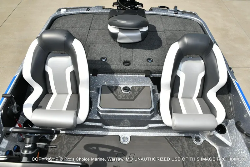 Slide: The Image of Nitro Z20 XL Garmin Pro Pack 2025 - 52