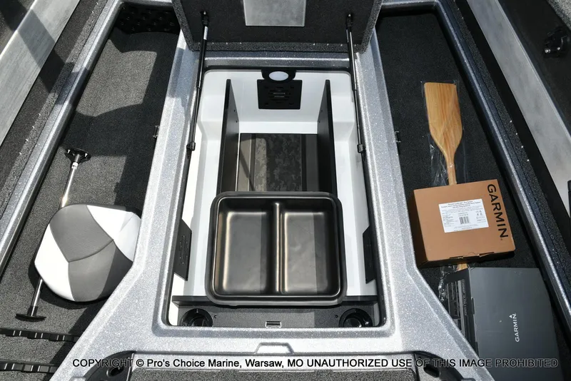 Slide: The Image of Nitro Z20 XL Garmin Pro Pack 2025 - 60