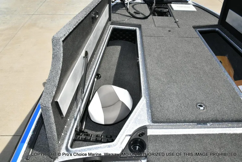 Slide: The Image of Nitro Z20 XL Garmin Pro Pack 2025 - 62