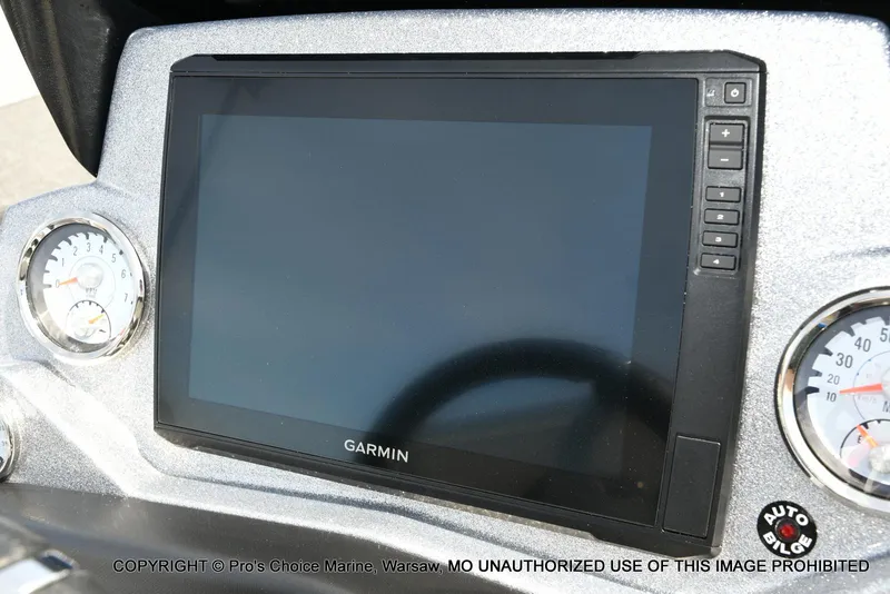 Slide: The Image of Nitro Z20 XL Garmin Pro Pack 2025 - 7