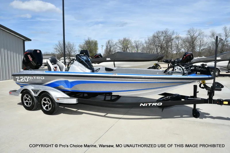 Slide: The Image of Nitro Z20 XL Garmin Pro Pack 2025 - 73