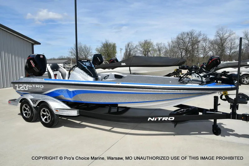 Slide: The Image of Nitro Z20 XL Garmin Pro Pack 2025 - 87