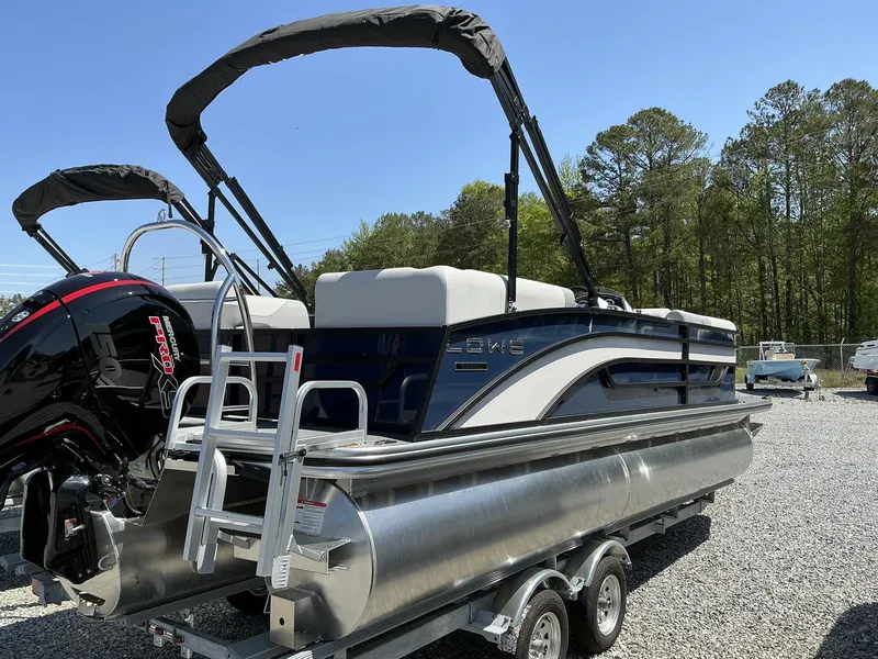 Slide: The Image of Lowe SS230 2025 - 3